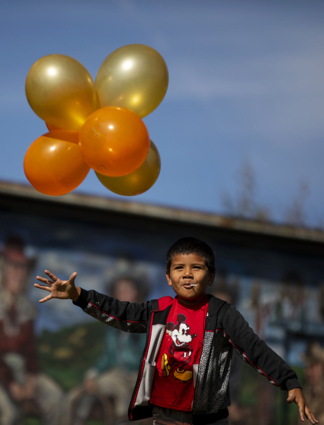 100619-news-colorfulpumpkinfest 02.jpg
